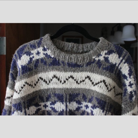 XL mens (or XXL Womens) 100% Wool Sweater - Picture 2 of 8